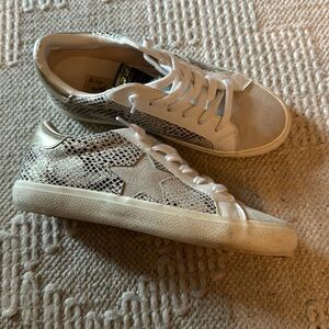 Vintage Havana Kate Gold Snake Sneakers